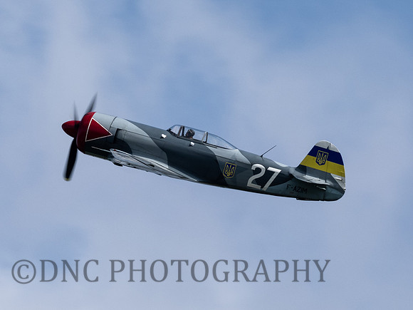 Yak-3..