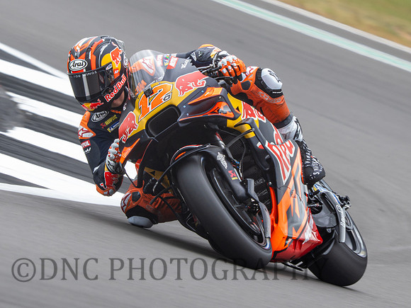 Maverick Vinales Red Bull KTM Tech3 KTM RC16 .2