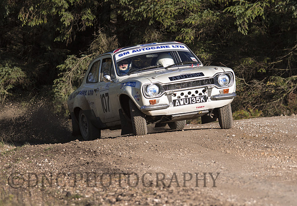 107 Steve Magson & Darren Smith Ford Escort RS2000