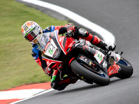 Glenn Irwin OMG Nitrous Competitions Racing Yamaha YZ-F R1 .1