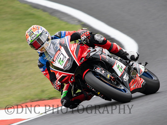 Glenn Irwin OMG Nitrous Competitions Racing Yamaha YZ-F R1 .1