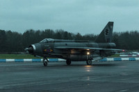 English Electric Lightning F6 XS904 BQ turns on to the Runway