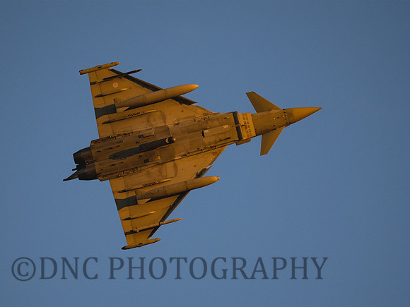 Typhoon FGR4 ZK367 breaks to land .1