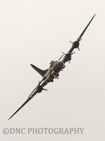 Boeing B-17G 'Sally B' .