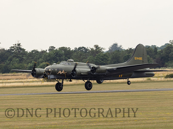 Boeing B-17G 'Sally B'