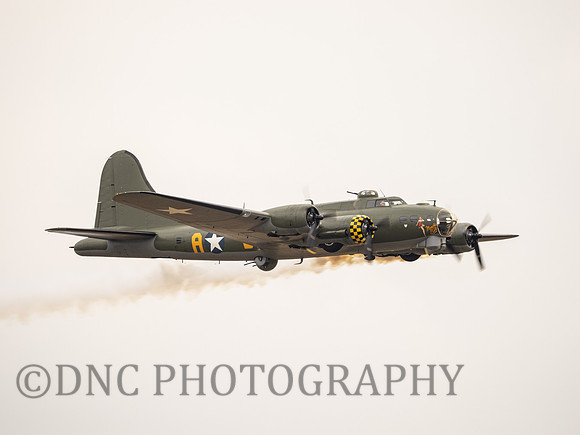 Boeing B-17G 'Sally B' .