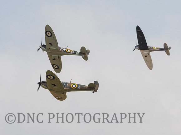 Spitfire Mk1a Trio N3200 QV P7308 XR-D X4650 KL-A