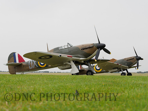 Hurricane Mk1 P2902 Spitfire Mk1a N3200