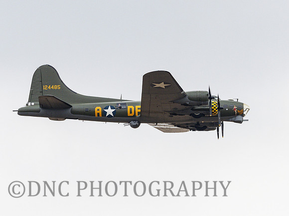Boeing B-17G 'Sally B' ..