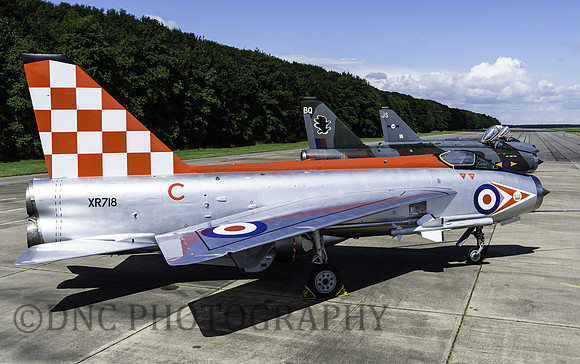 EE Lightnings XR718 as 718, XS904 & XR728