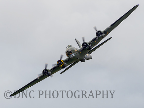Boeing B-17G 'Sally B' 124485 DF-A