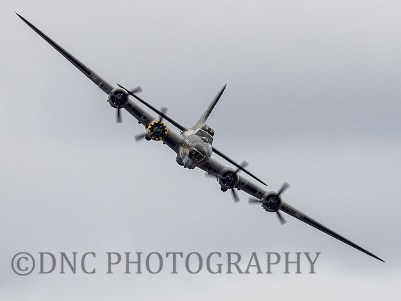 Boeing B-17G 'Sally B' 124485 DF-A