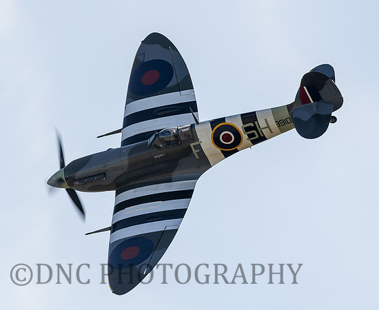 Spitfire MkVb AB910