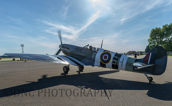 Spitfire MkVb AB910