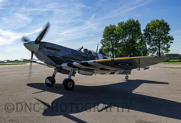 Spitfire MkVb AB910