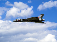 Vulcan XH558