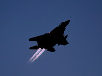 USAF F-15E Strike Eagle LN AF 01-2000