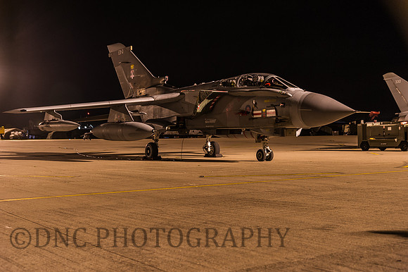RAF Panavia Tornado GR4 ZA560 EB-Q 41 (R) TES Sqn.