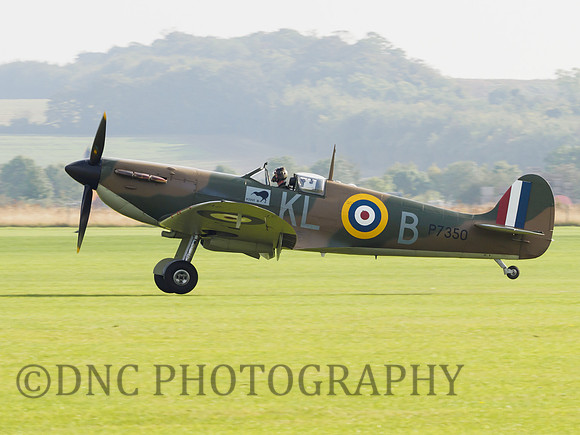 Flt Lt Andy Preece lands Spifire MkII P7530