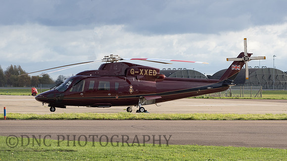 Sikorsky S-76C, G-XXED.