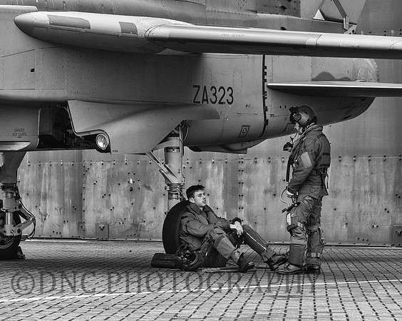 Panavia Tornado GR1 ZA323 TAZ & crew