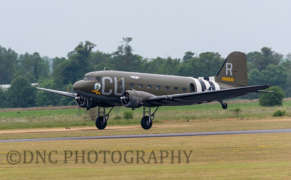 Douglas C-53D N45366 268830 'D-Day Doll'