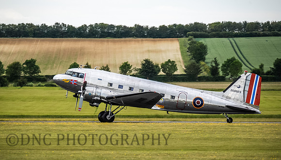 Douglas C-53DO Skytrooper 'Little Egypt' 4268823 LN-WND Lands on one engine