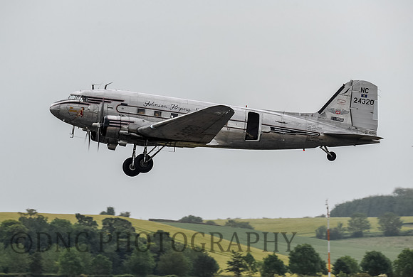 Douglas DC-3 'Miss Montana N24320