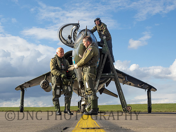 Hawker Siddley Harrier T.4 XZ146 Crew