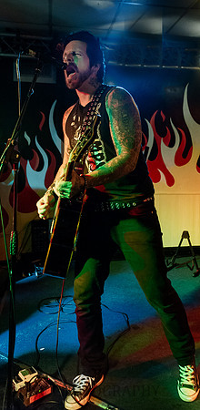Ricky Warwick..