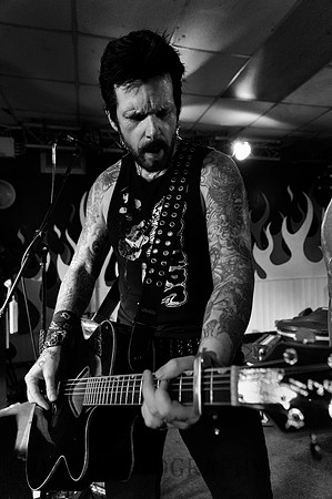 Ricky Warwick