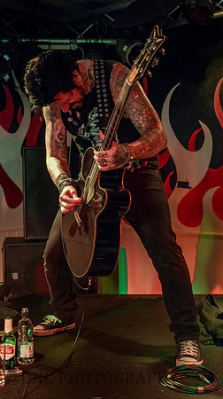 Ricky Warwick