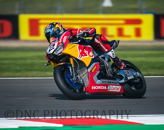 Leon Camier Honda CBR1000RR Fireblade.