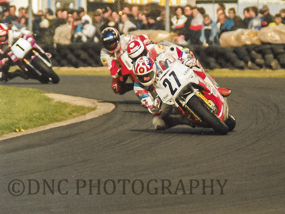 27 Carl Fogarty Honda RC30, 69 Niall McKenzie Yamaha OW01, 3 Raymond Roche Ducati 851, 1 Fred Merkel Honda RC30