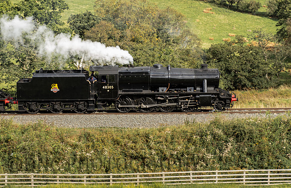 8F 48305 approaches Sadlers House 23rd September