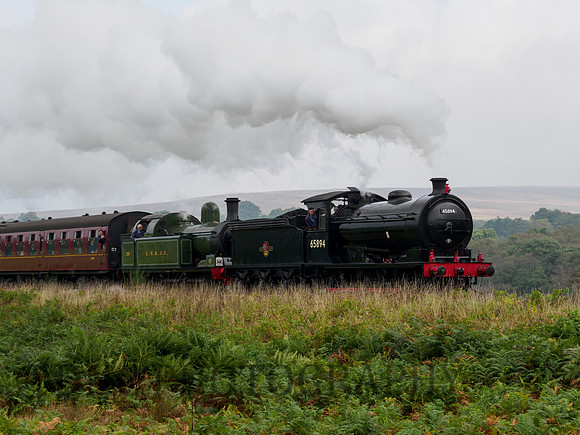 J27 65894 & Lambton tank 29 'Peggy' approach Moorgates 26th September.