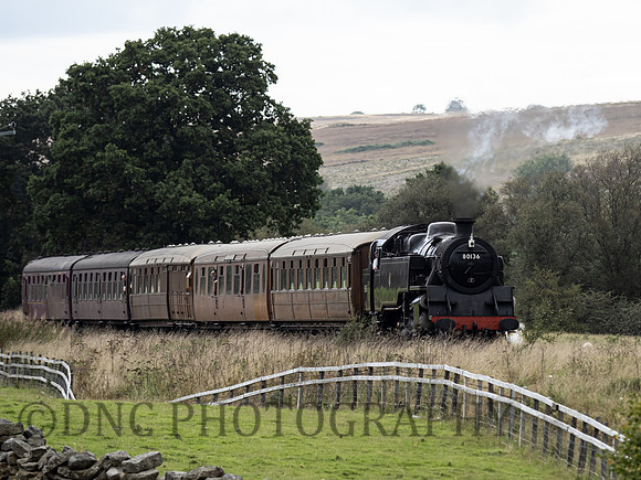 Std 4 2.6.4T 80136 approaches Moorgates 23rd September