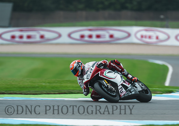 Leon Camier MV Agusta 1000 F4