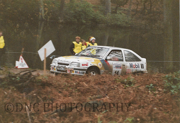 Derek Bell & Mike Nicholson Opel Kadett GSi
