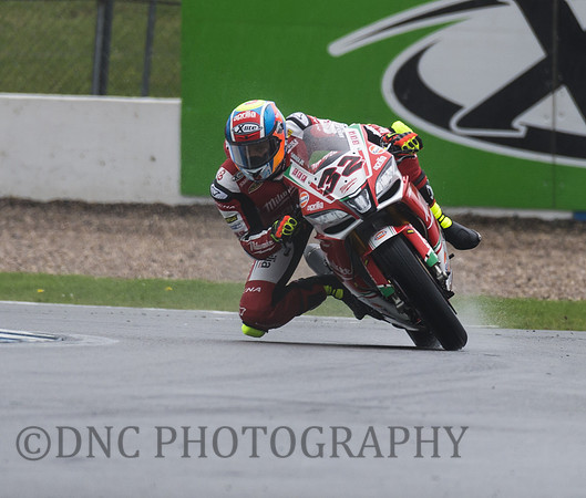 Lorenzo Salvadori Milwaukee Aprilia RSV4 RF
