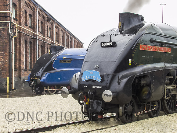 LNER A4 60009 Union of South Africa & A4 4468 Mallard