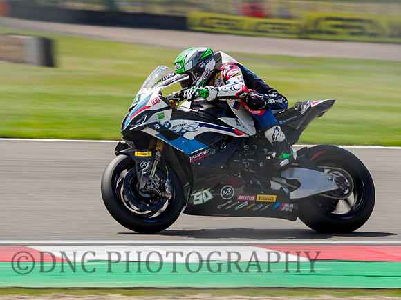 Eugene Laverty RC Squadra Corsa BMW M1000RR.