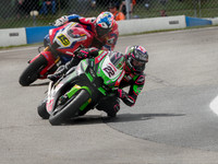Alex Lowes KRT Kawasaki ZX-10RR leads Alvaro Bautista HRC Honda CBR1000 RR-R