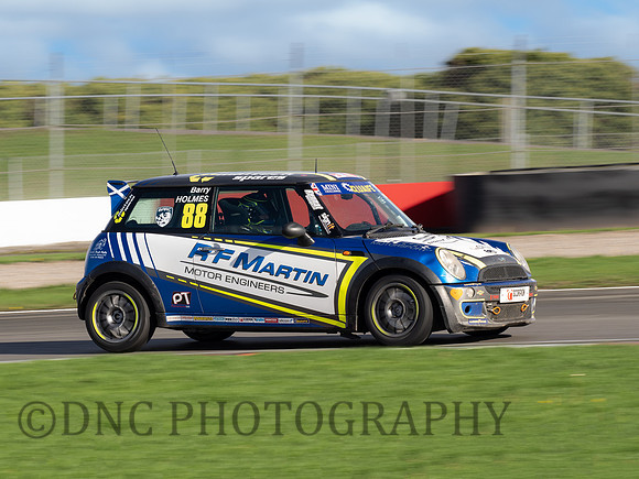 88 Barry Holmes Performance Tek Racing Quaife Mini Challenge