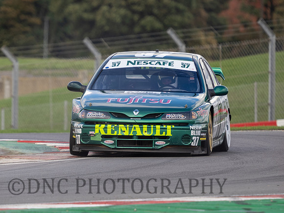 79 Mark Jones Renault Laguna ST