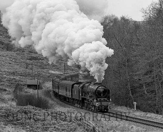 LMS 46100 Royal Scot passing through Newtondale.
