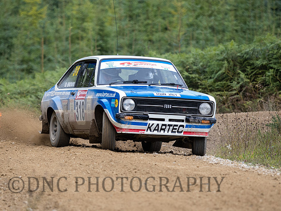 318 David Brown & Hannah Mckillop Ford Escort RS1800