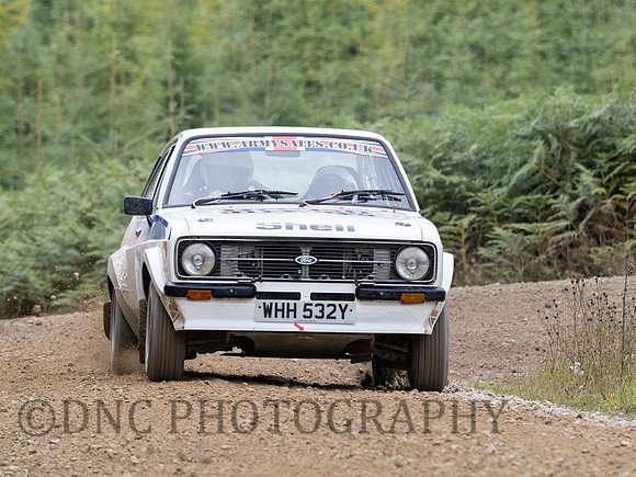 160 Graham Haigh & Kari Bates Ford Escort Mk2