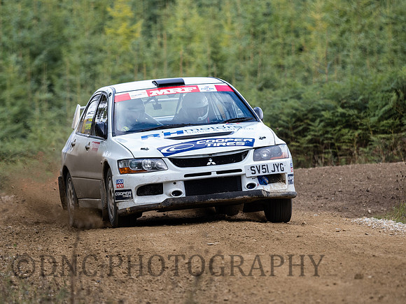109 Richard Hill & Patrick Cooper Mitsubishi Lancer EVO VII