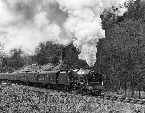 LMS 46100 Royal Scot heading North through Newtondale.